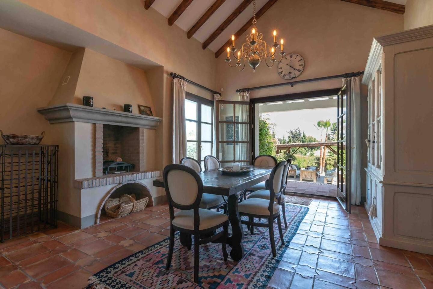 Villa Casa Sol Encantadora Villa Con Piscina Marbella Buitenkant foto