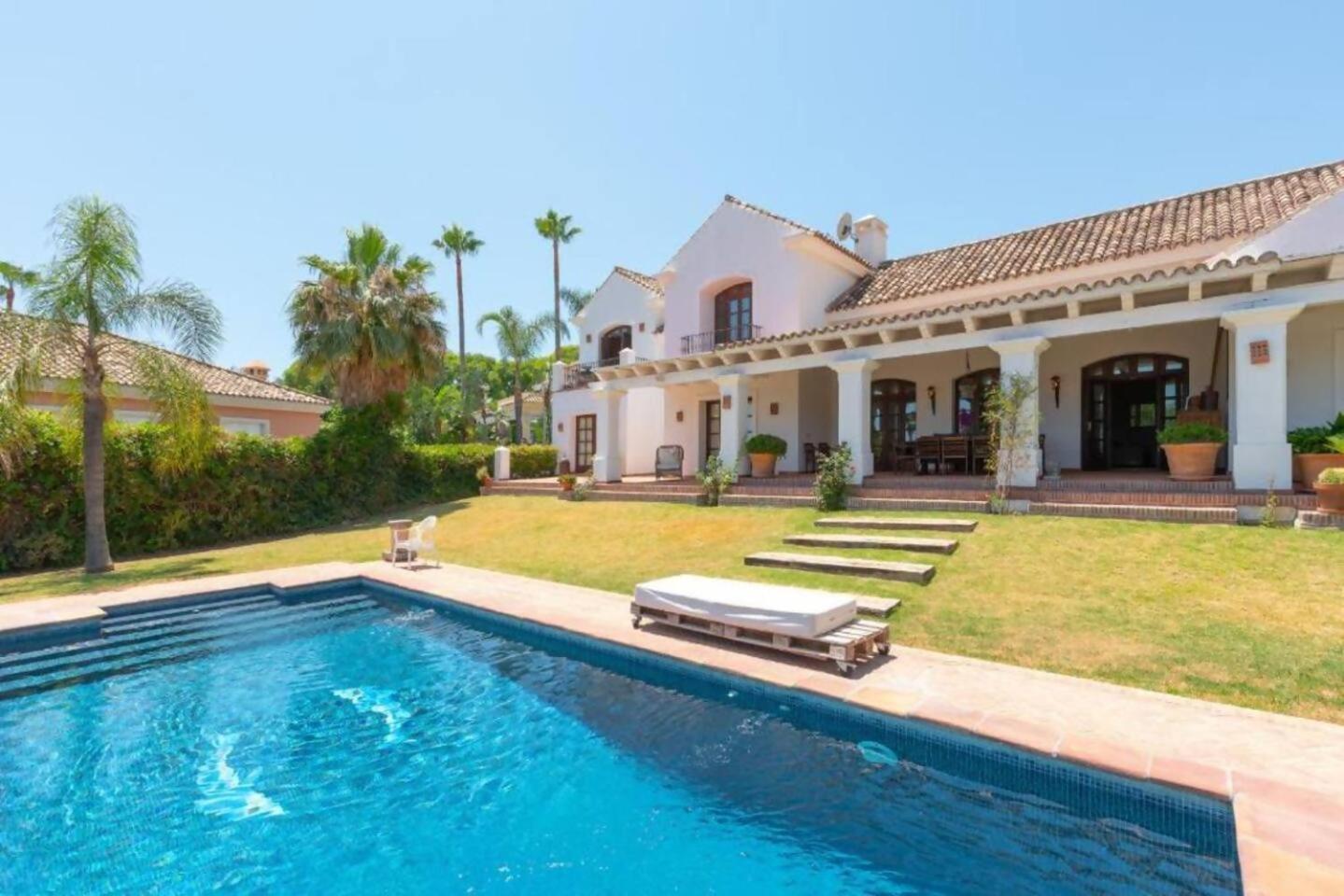 Villa Casa Sol Encantadora Villa Con Piscina Marbella Buitenkant foto